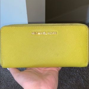 Michael Kors Wallet!